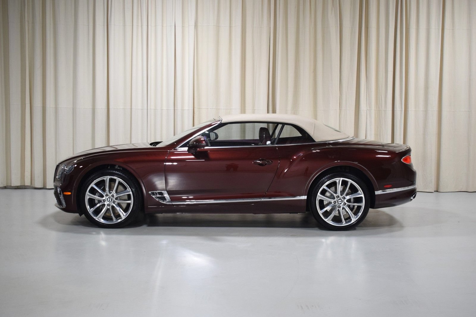 Certified 2021 Bentley Continental GT Mulliner AWD/4WD image 16