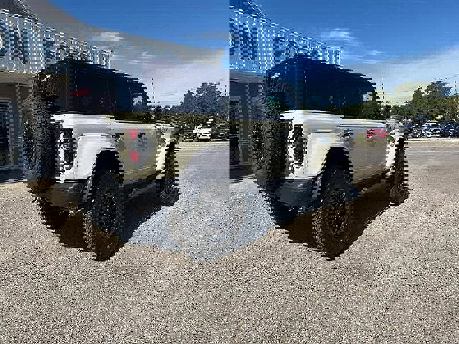 New 2025 Ford Bronco Raptor image 7