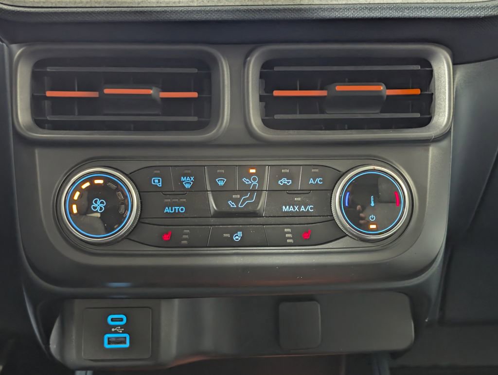 Certified 2023 Ford Maverick XLT w/ XLT Luxury Package image 16