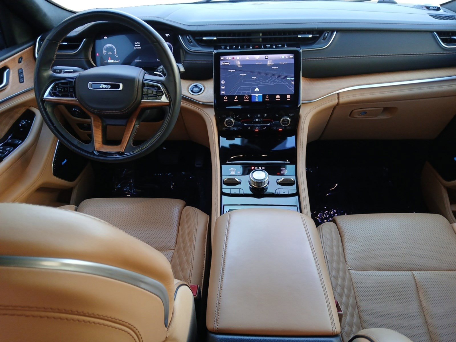 Used 2021 Jeep Grand Cherokee L Summit image 10