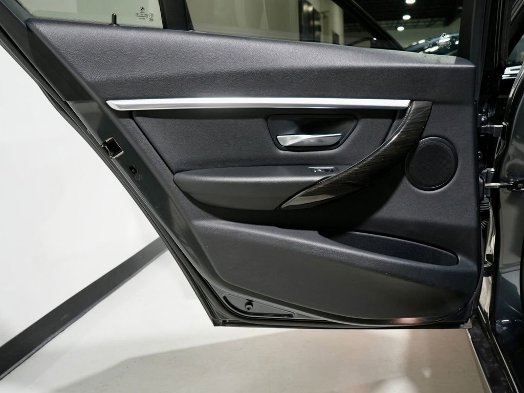 Used 2017 BMW 330i 330i image 26