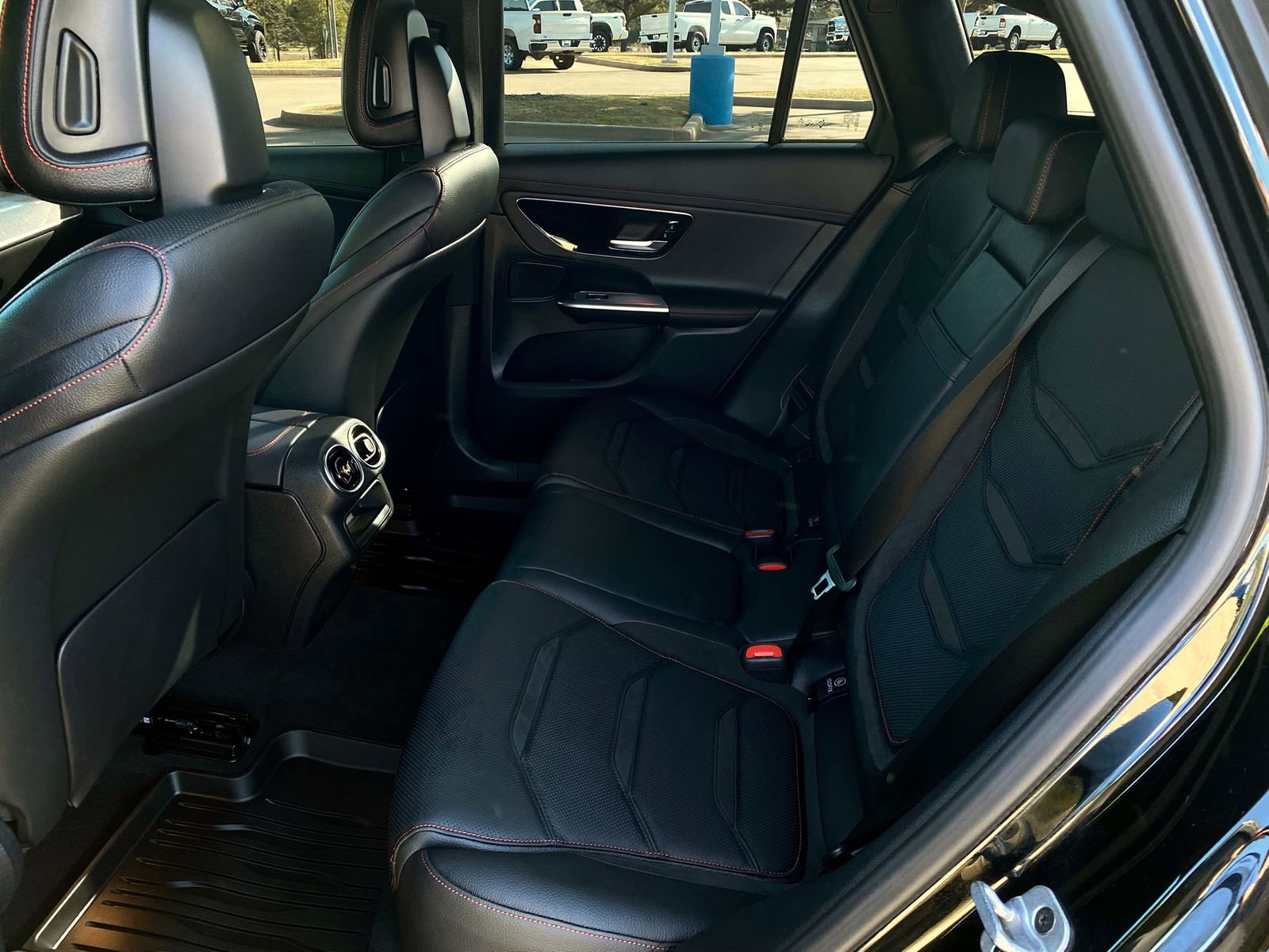 Used 2026 Mercedes-Benz GLC 43 AMG 4MATIC image 27