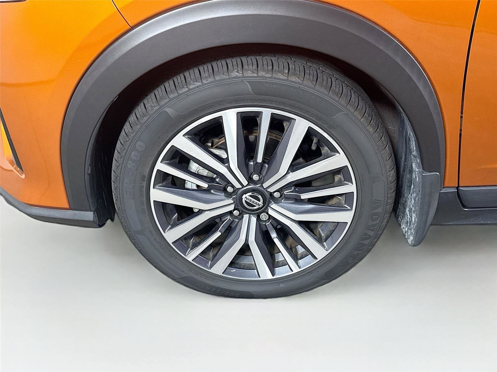 Used 2021 Nissan Kicks SR image 8