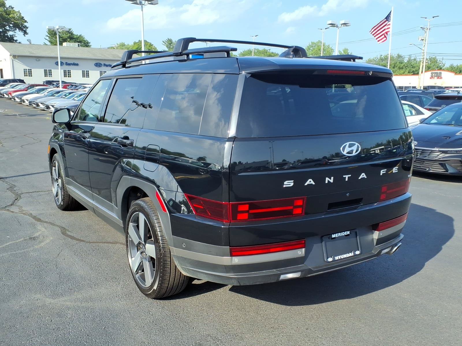 Certified 2025 Hyundai Santa Fe Limited AWD/4WD image 7