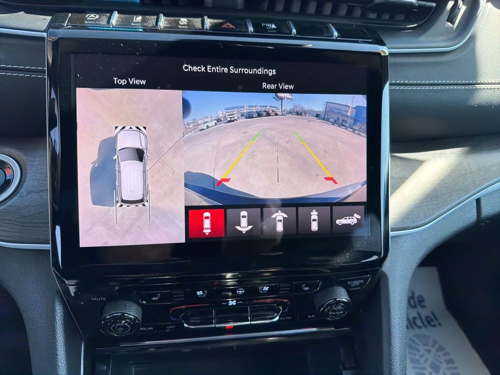 Used 2024 Jeep Grand Cherokee L Limited w/ Luxury Tech Group II image 28