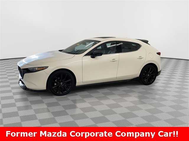 Used 2025 MAZDA MAZDA3 Hatchback w/ Appearance Package image 5
