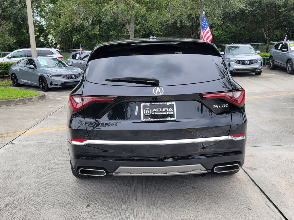 Used 2025 Acura MDX w/ Technology Package FWD image 6