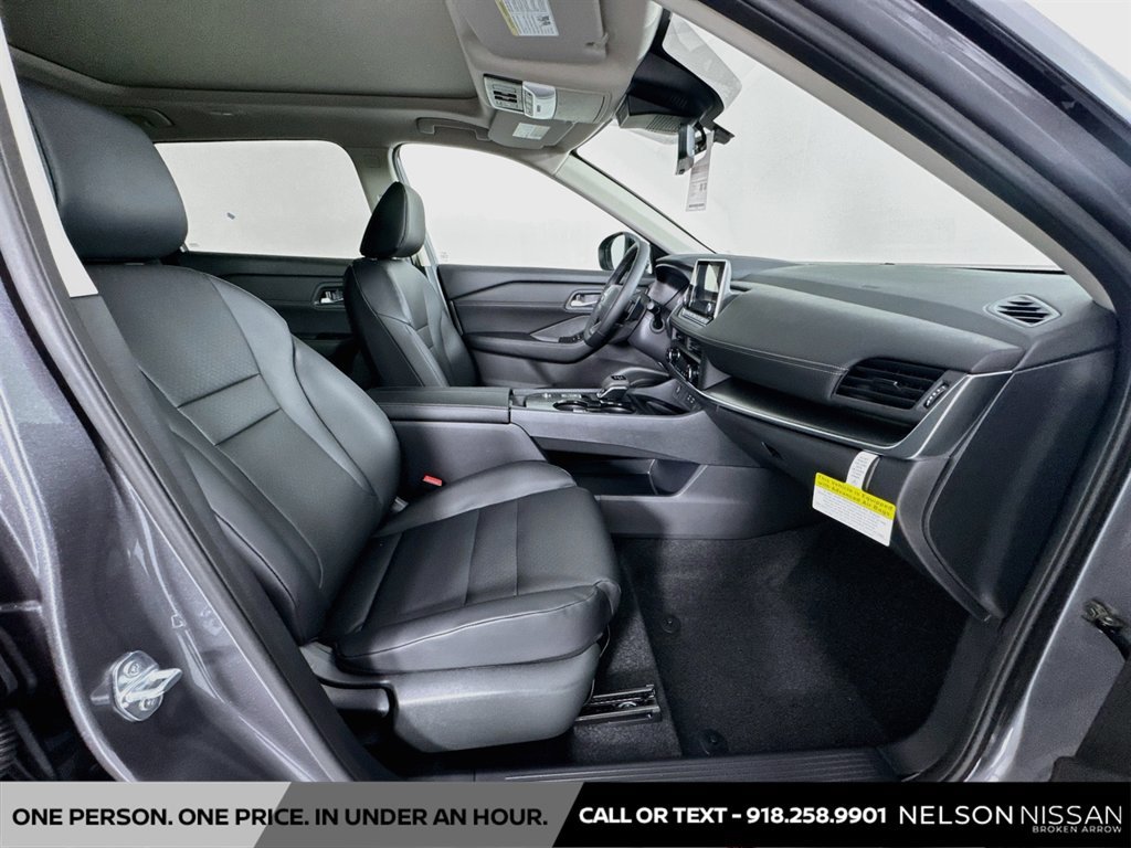 New 2026 Nissan Rogue Dark Armor FWD image 27