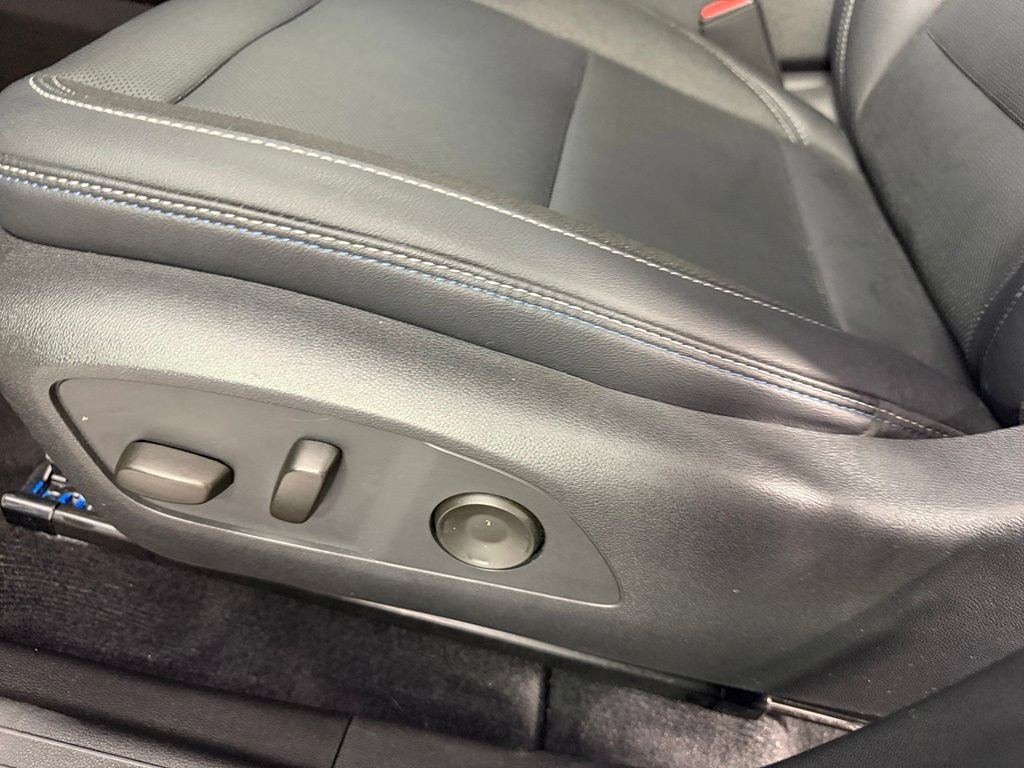 Used 2024 Chevrolet Equinox EV LT FWD image 57