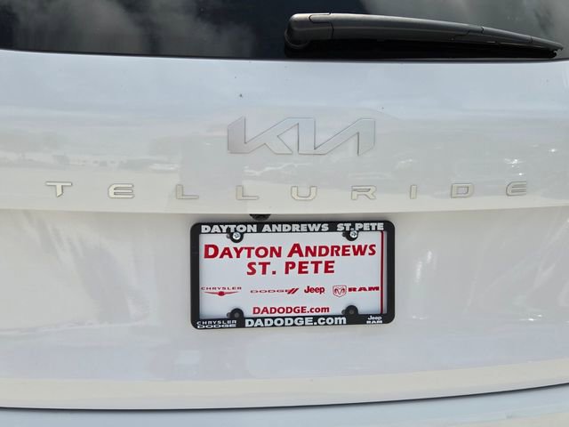 Used 2024 Kia Telluride LX image 10