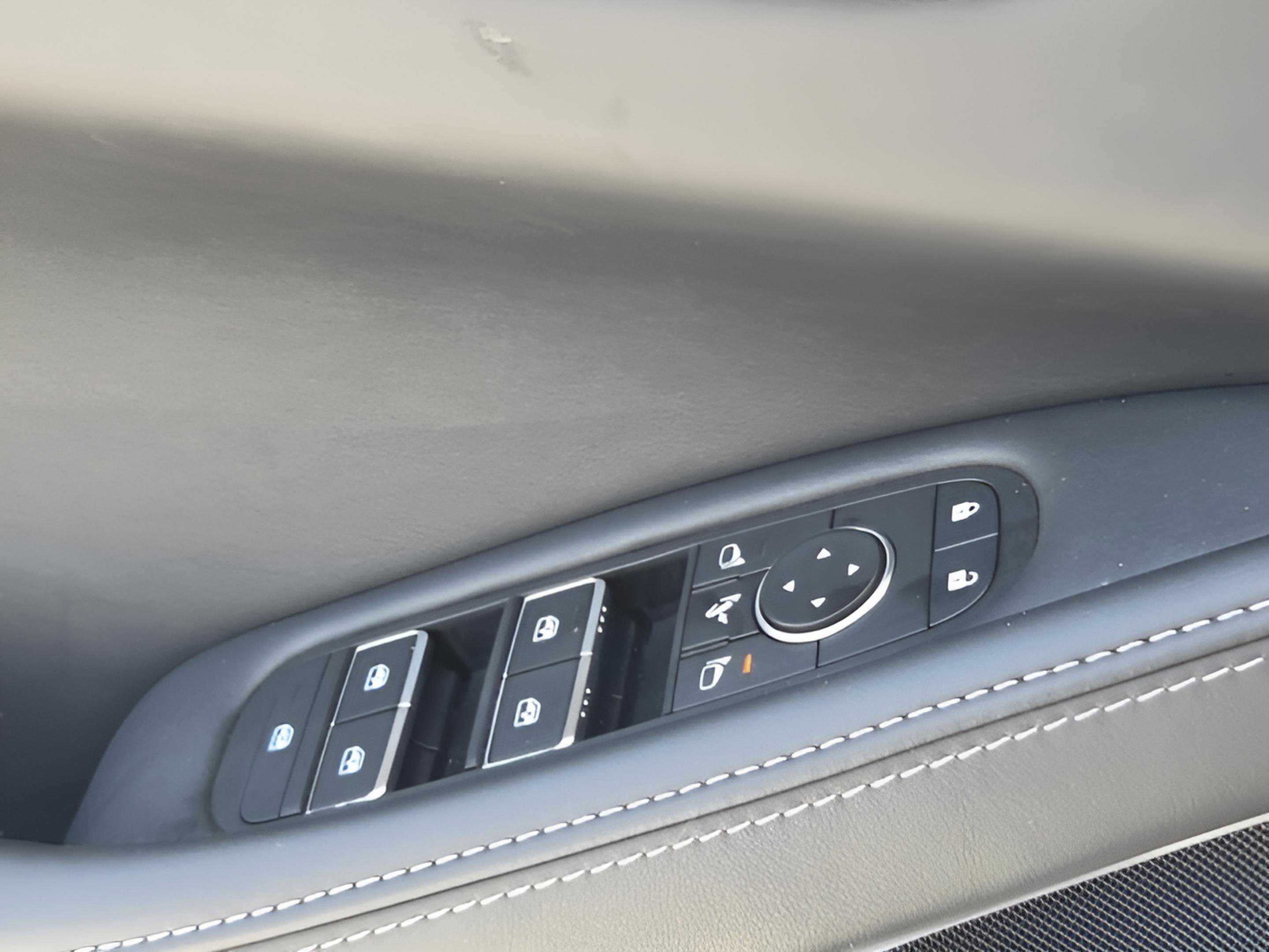 Used 2026 INFINITI QX60 Luxe image 13