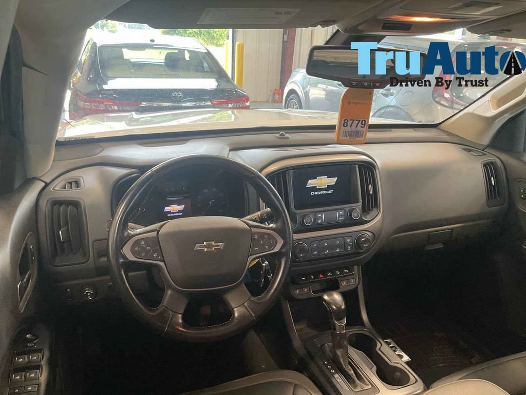 Used 2022 Chevrolet Colorado Z71 RWD image 3