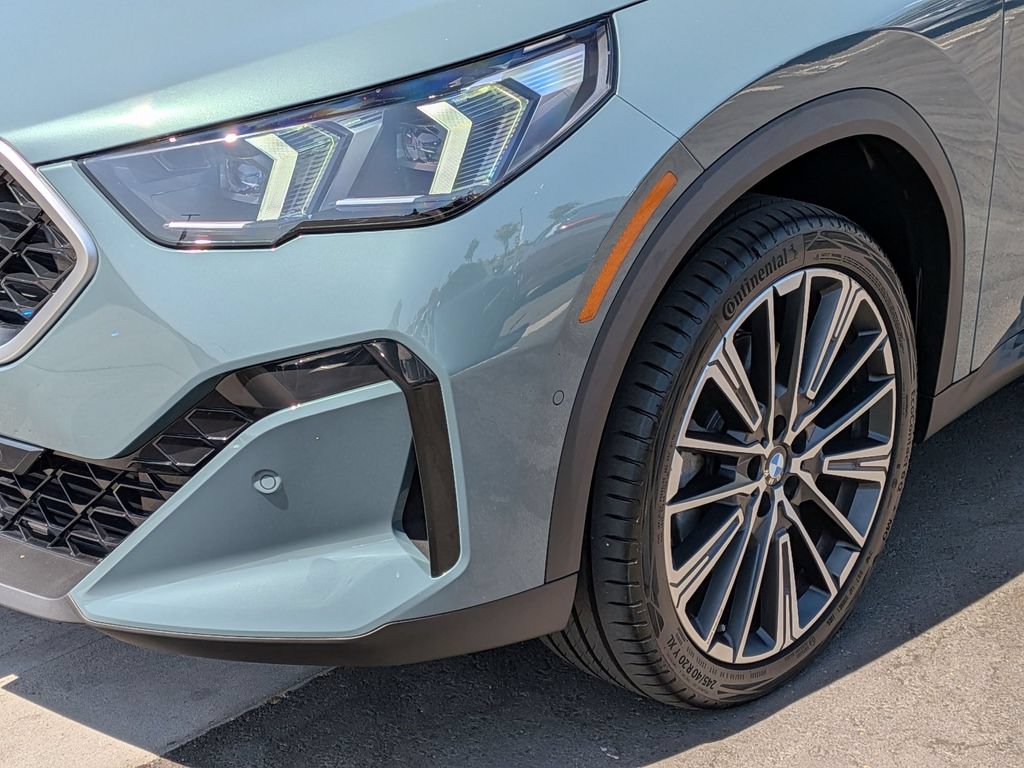 Certified 2025 BMW X2 xDrive28i AWD/4WD image 23