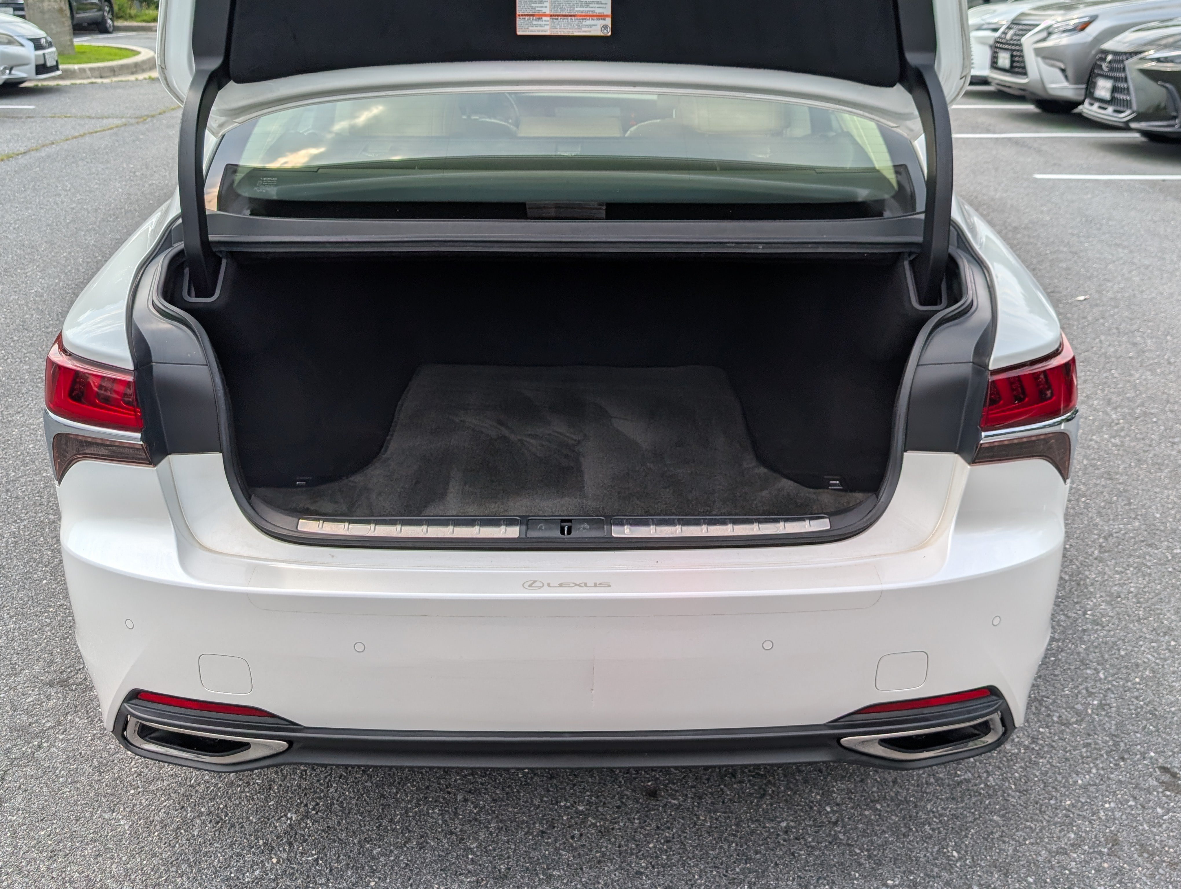 Used 2018 Lexus LS 500 AWD w/ Interior Upgrade Package image 12