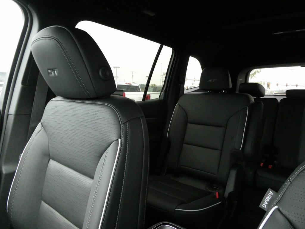 New 2026 Buick Enclave Sport Touring w/ Power Package image 37