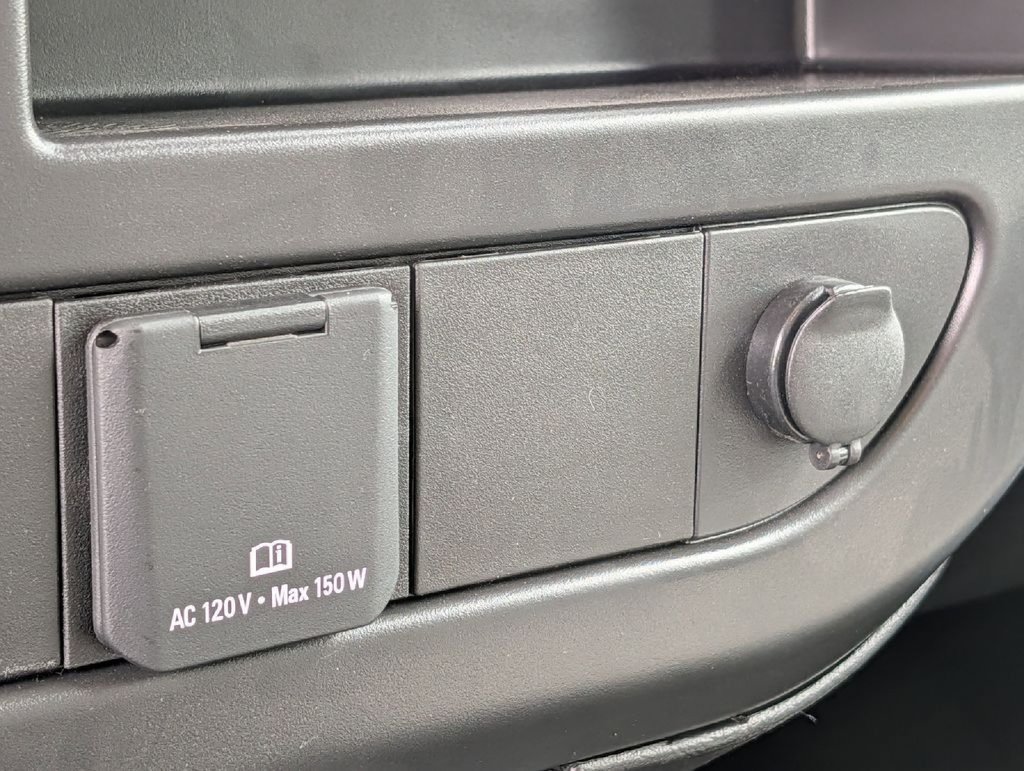 New 2026 GMC Savana 3500 Extended RWD image 42
