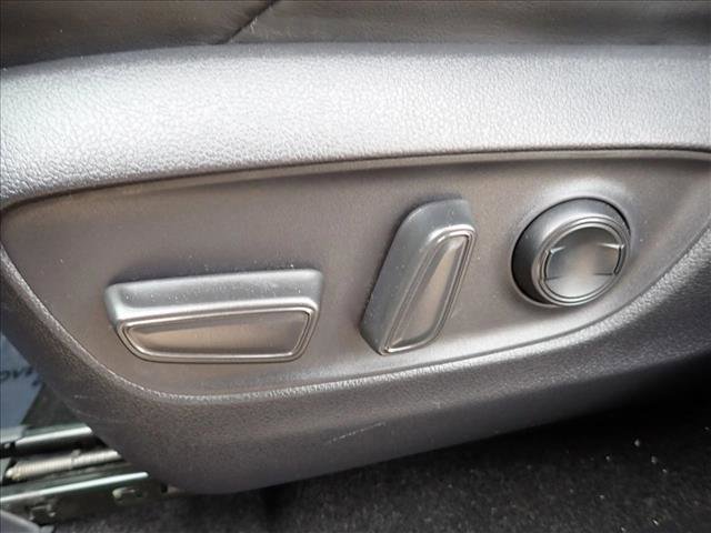 Used 2019 Toyota RAV4 XSE image 14