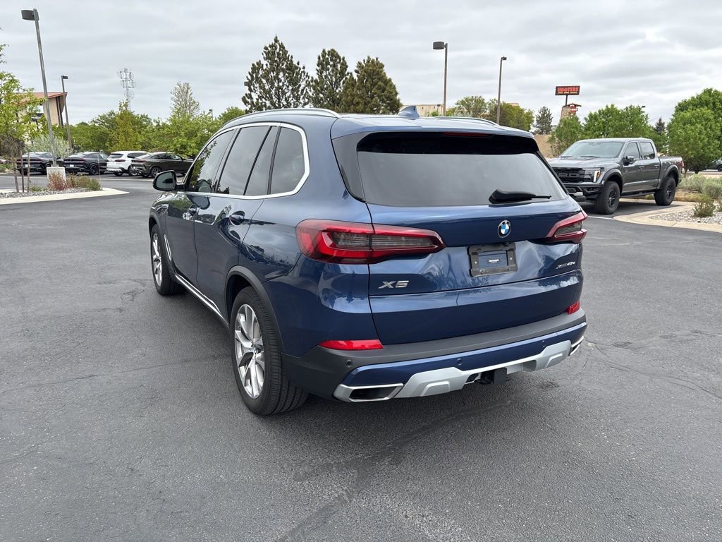 Used 2021 BMW X5 xDrive45e w/ Executive Package 3 AWD/4WD image 3
