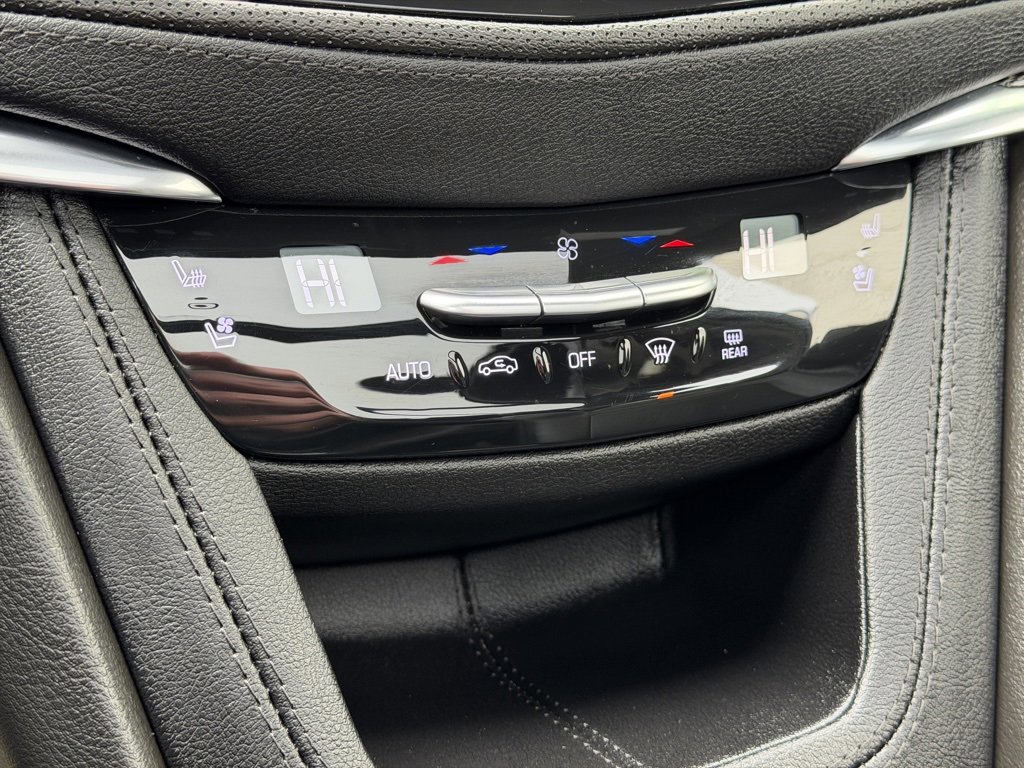 Used 2023 Cadillac XT5 Sportv image 14