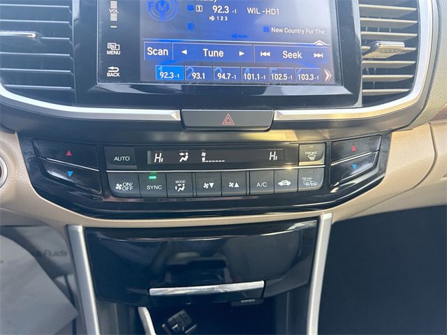 Used 2017 Honda Accord EX-L image 25