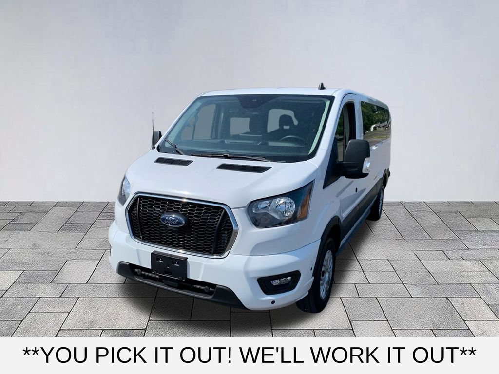 Used 2024 Ford Transit 350 XLT RWD image 3