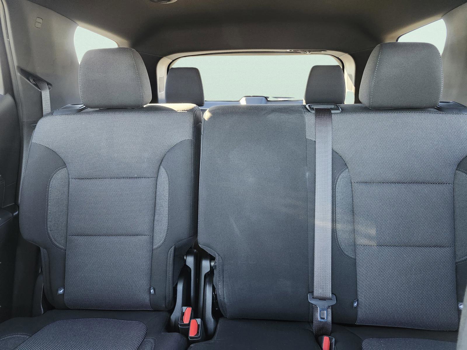 Used 2023 Chevrolet Traverse LT image 34