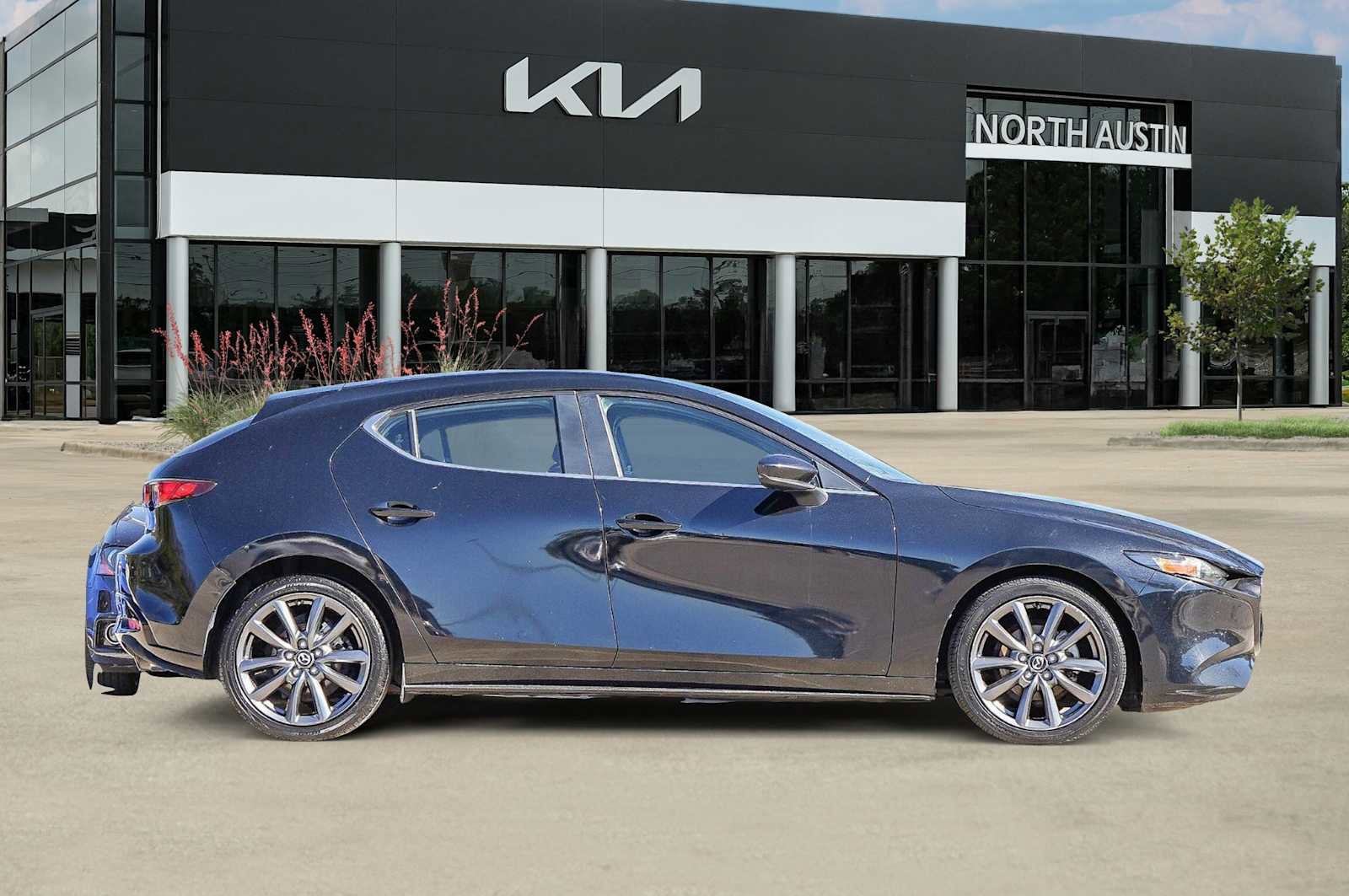 Used 2021 MAZDA MAZDA3 s image 7