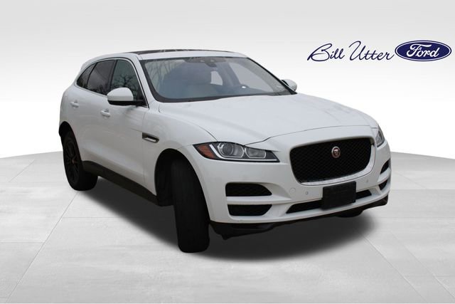 Used 2020 Jaguar F-PACE image 3