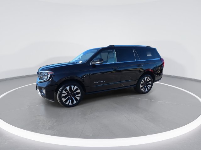 Used 2025 Ford Expedition Platinum w/ Driver's Package AWD/4WD image 4