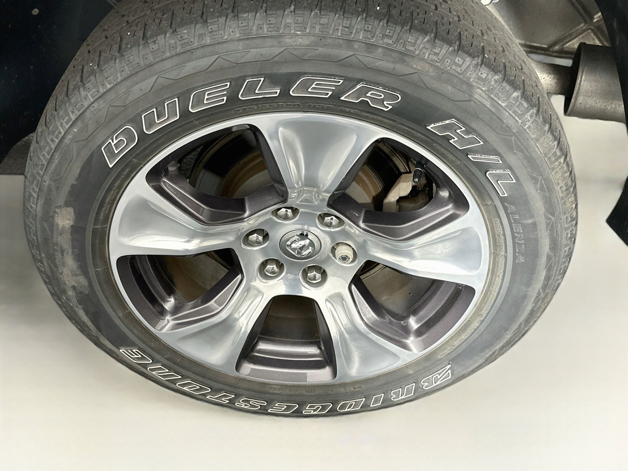 Used 2023 RAM 1500 Laramie AWD/4WD image 11