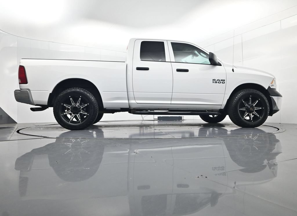 Used 2018 RAM 1500 ST w/ SXT Appearance Group AWD/4WD image 38