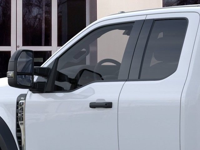 New 2026 Ford F450 XL w/ XL Chrome Package RWD image 20
