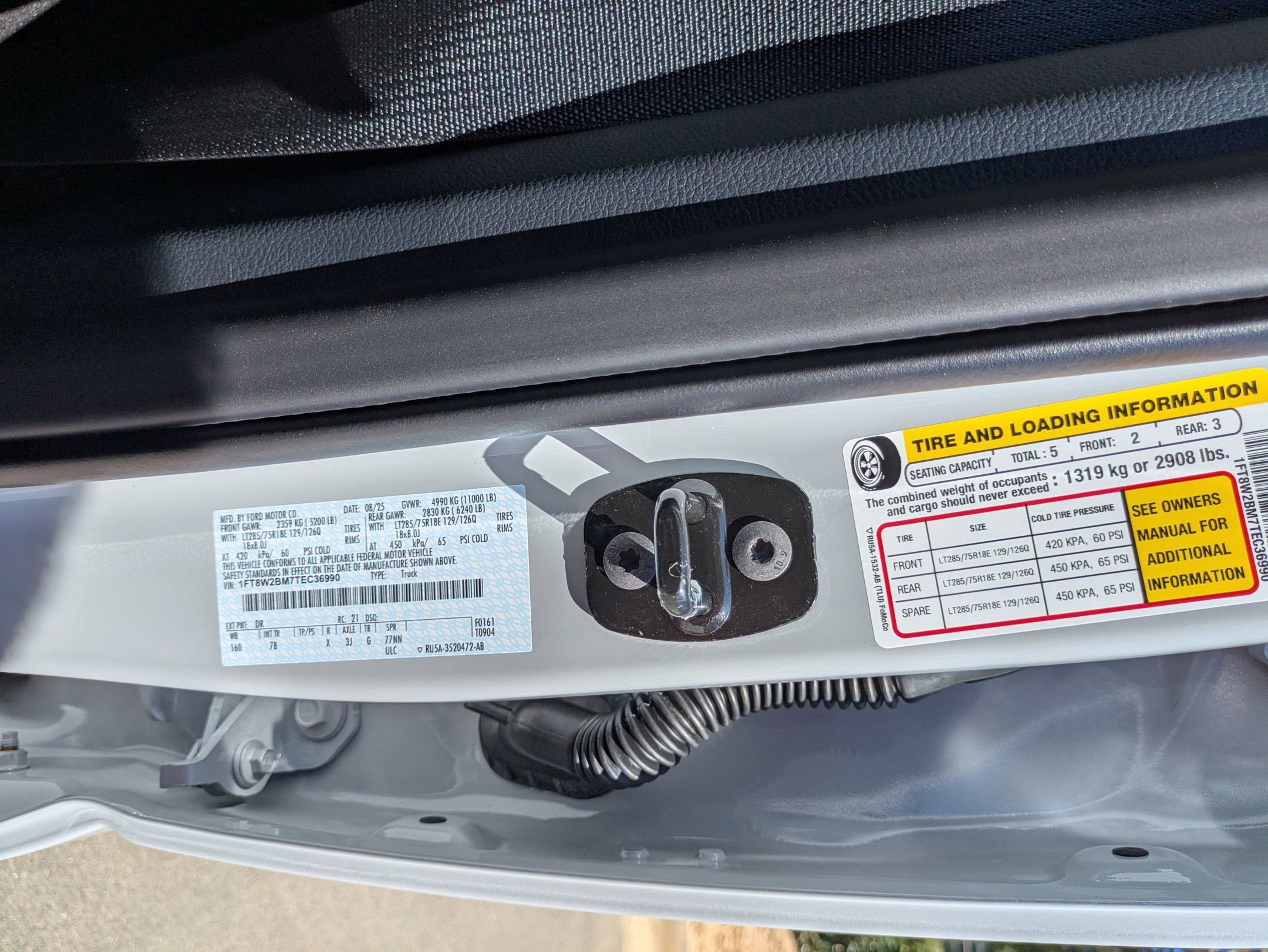 New 2026 Ford F250 Platinum w/ Tremor Off-Road Package image 46