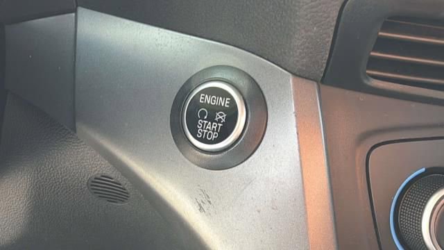 Used 2019 Ford Escape SE AWD/4WD image 17