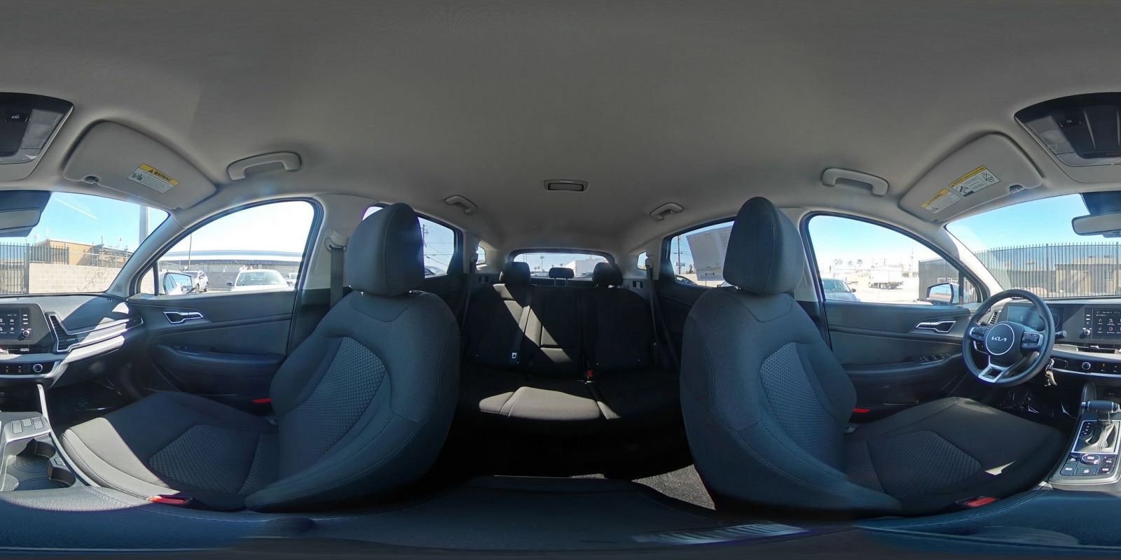 Used 2025 Kia Sportage LX image 41