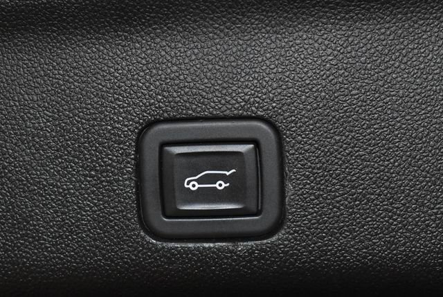 Used 2023 Cadillac Escalade Sport Platinum image 40