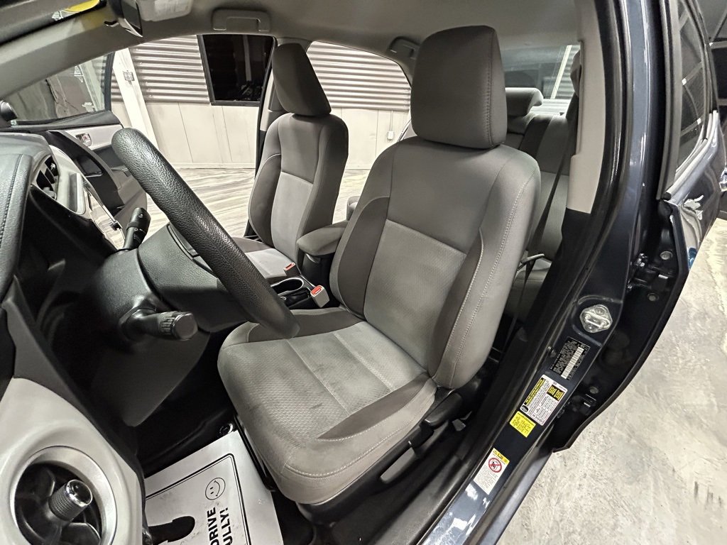 Used 2018 Toyota Corolla LE image 8