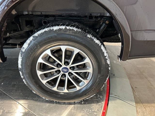 Used 2018 Ford F150 XLT w/ Equipment Group 302A Luxury image 7