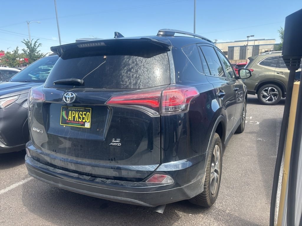 Used 2018 Toyota RAV4 LE w/ All Weather Liner Package AWD/4WD image 4