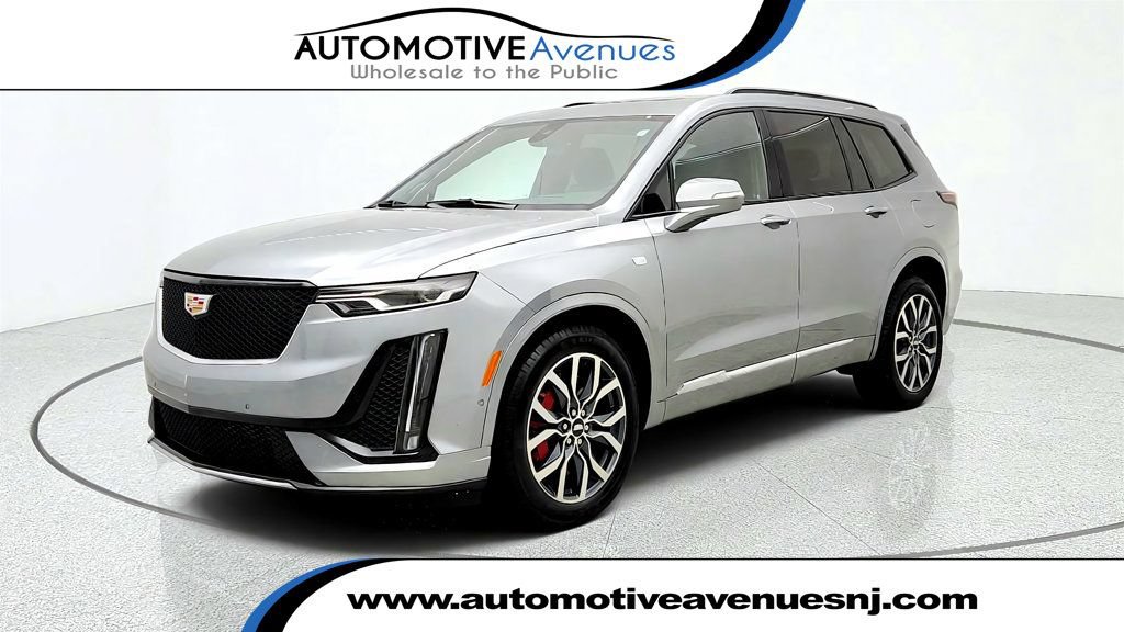 Used 2024 Cadillac XT6 Sport w/ Technology Package