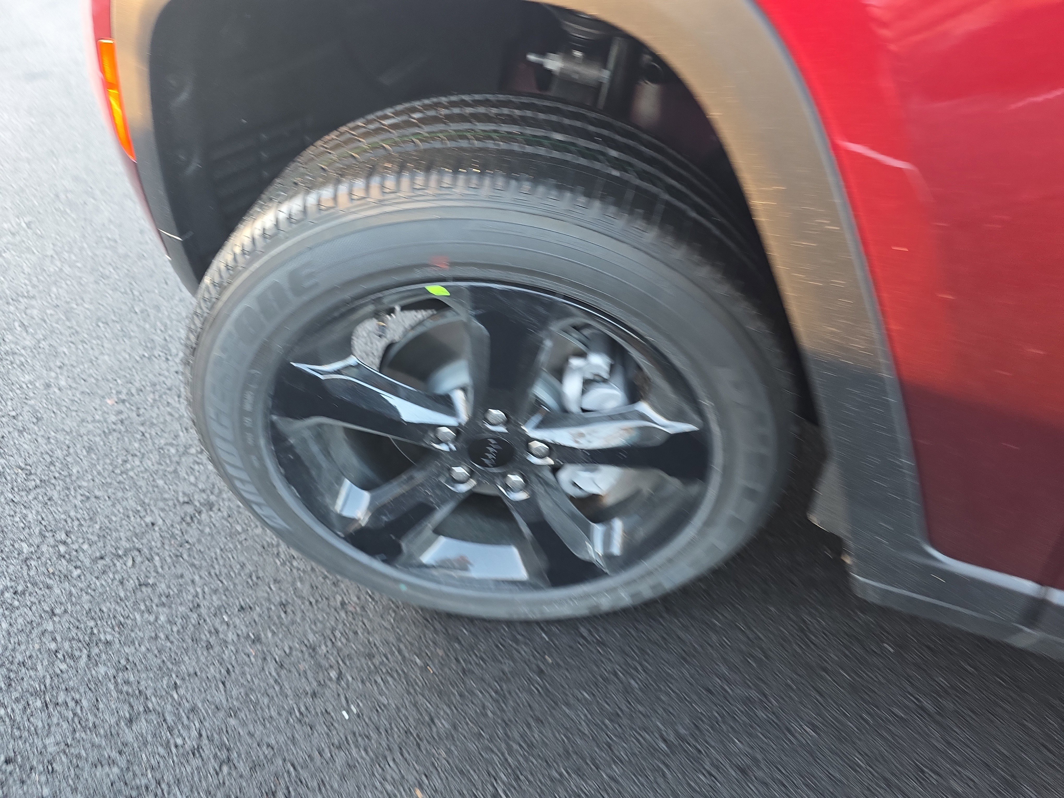 New 2025 Jeep Grand Cherokee Altitude image 32