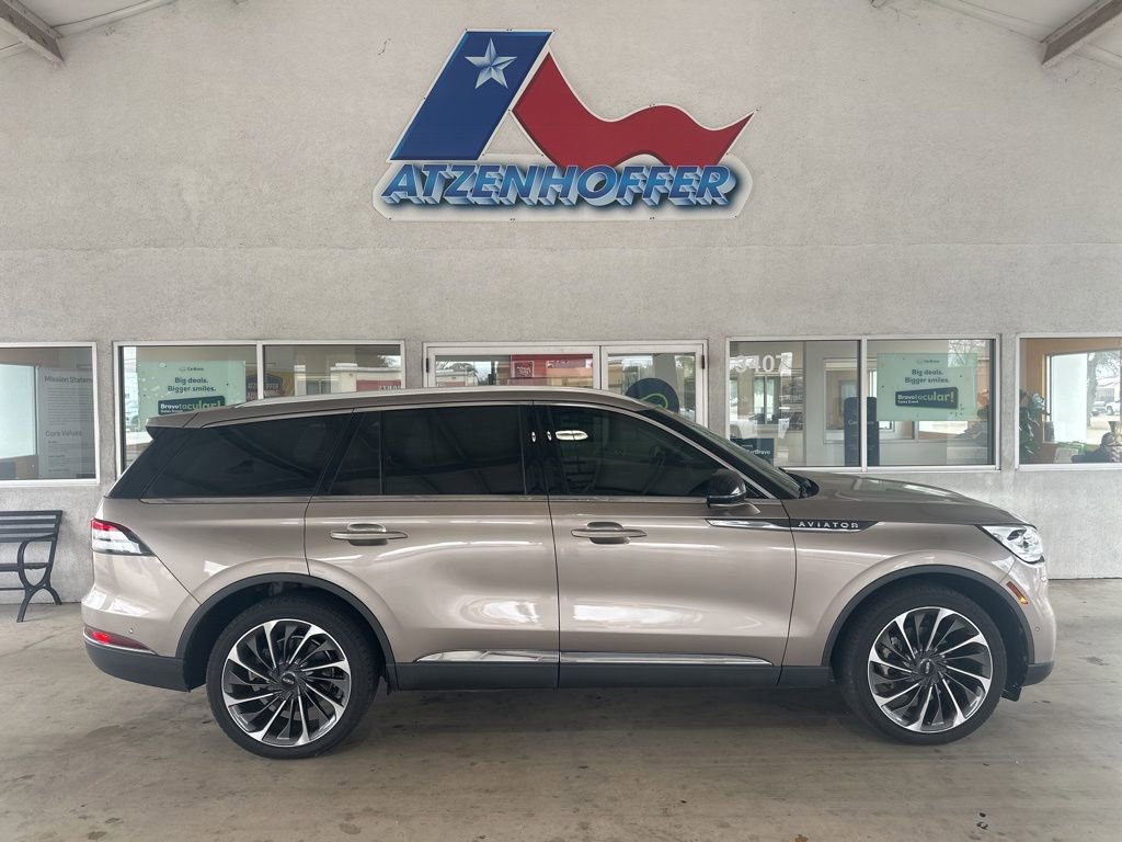 Used 2020 Lincoln Aviator Reserve w/ Equipment Group 202A image 1