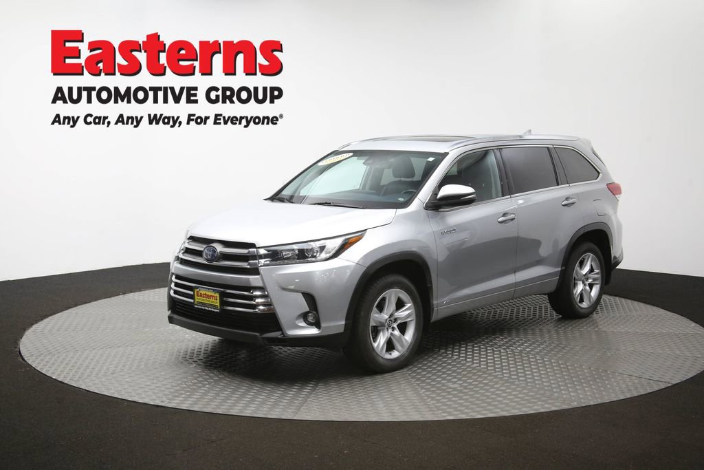 Used 2019 Toyota Highlander Limited w/ Carpet Mat Package (TMS) AWD/4WD image 62