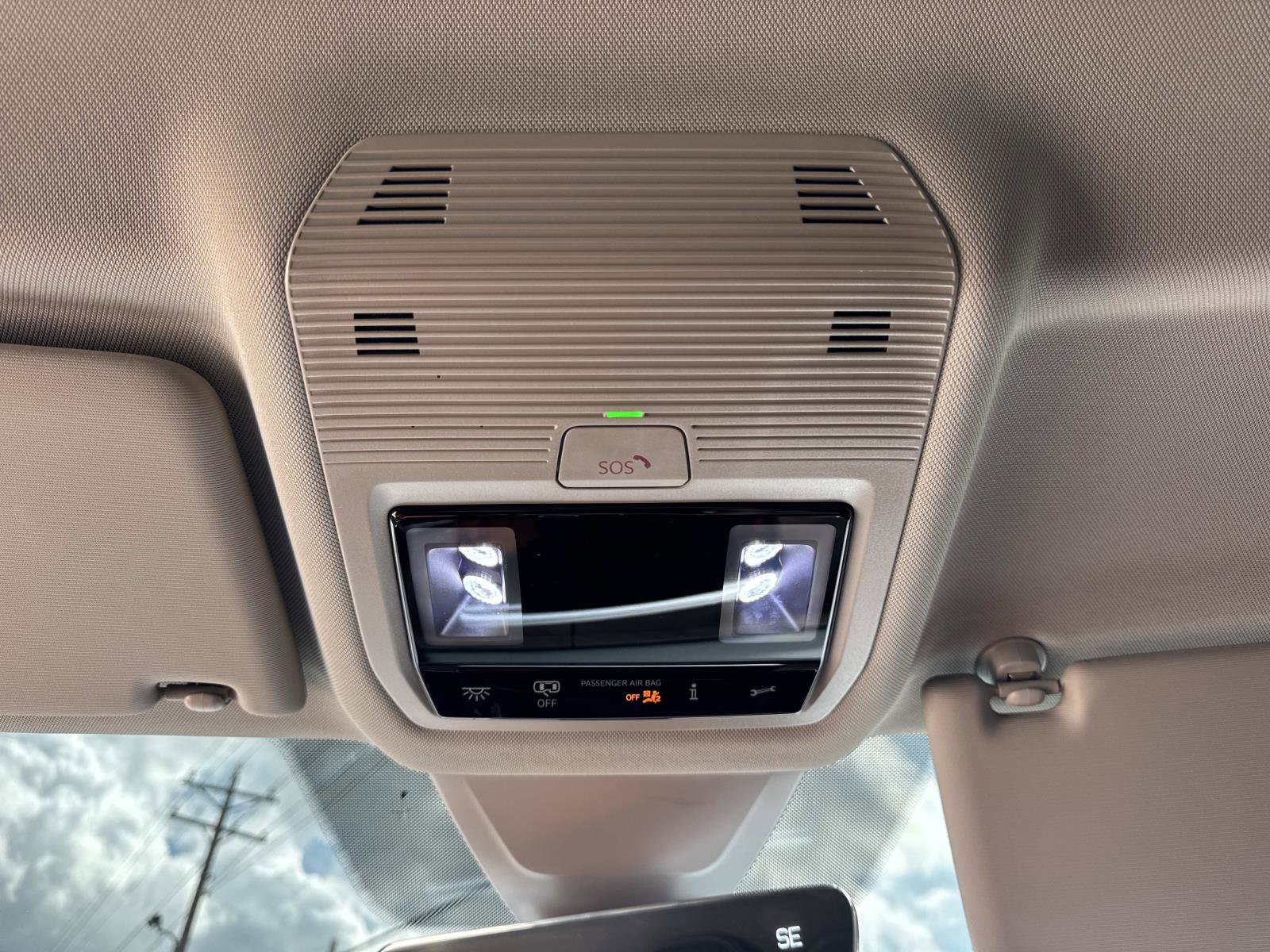 Used 2024 Volkswagen Atlas SE image 26