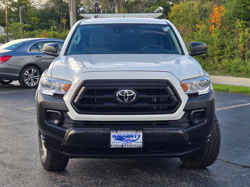 Used 2022 Toyota Tacoma SR RWD image 3