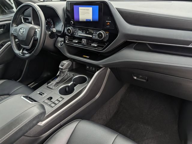 Used 2023 Toyota Highlander XSE image 35