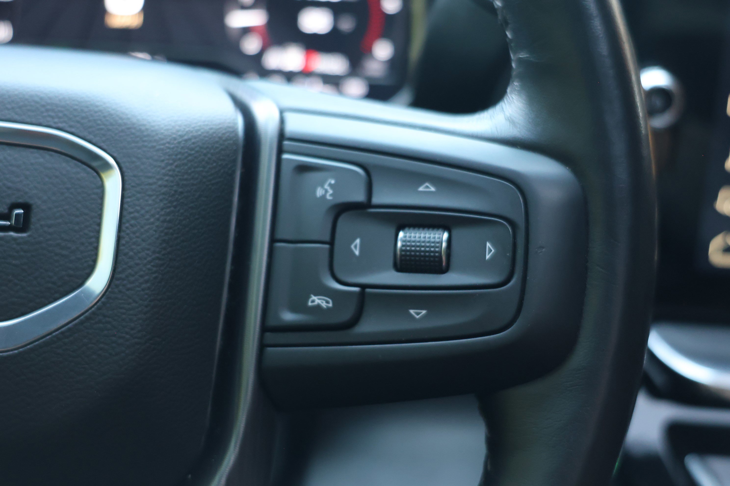 Used 2024 GMC Sierra 2500 Denali Ultimate w/ Snow Plow Prep/Camper Package image 17