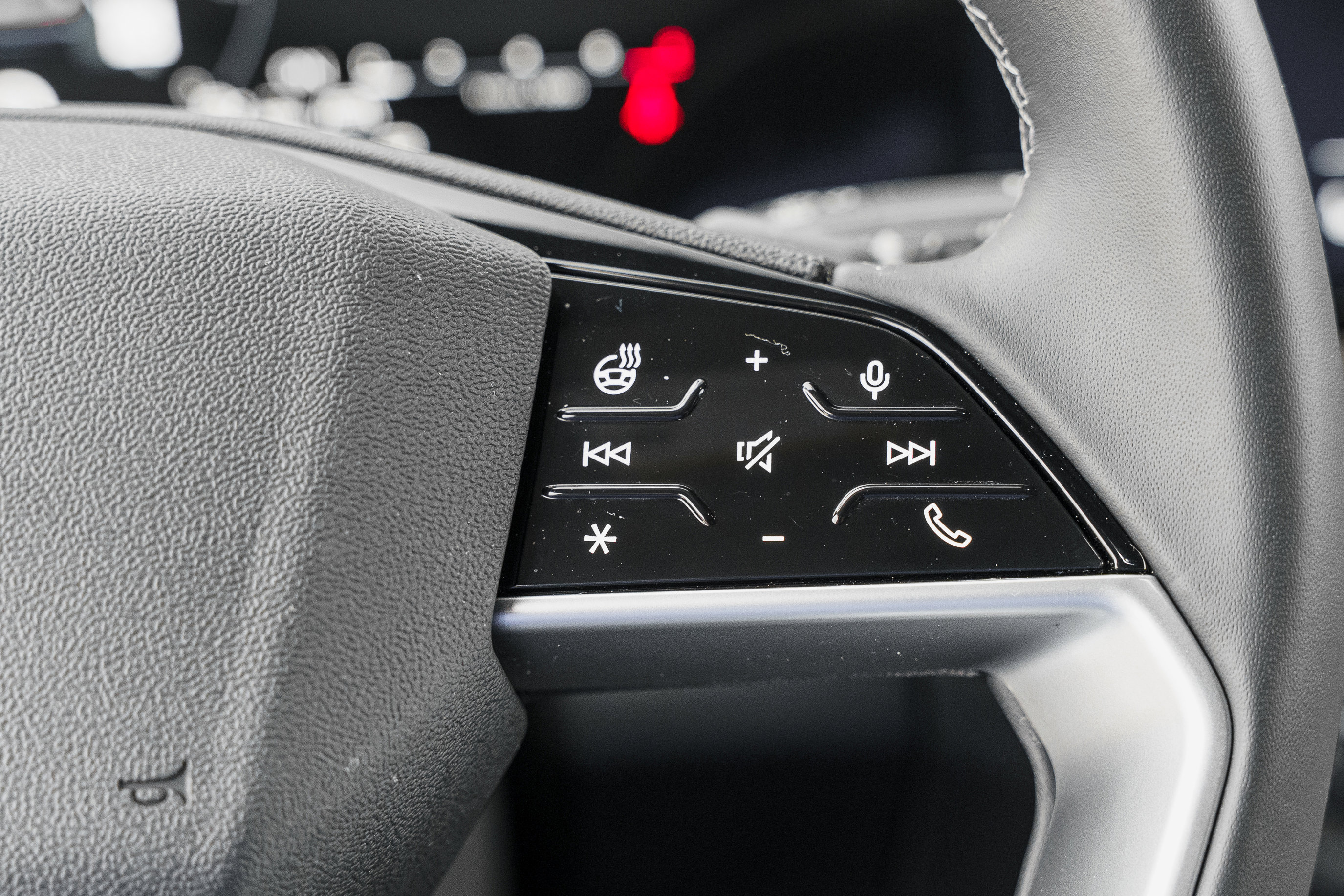 Certified 2025 Audi Q5 Premium w/ Convenience Package image 19