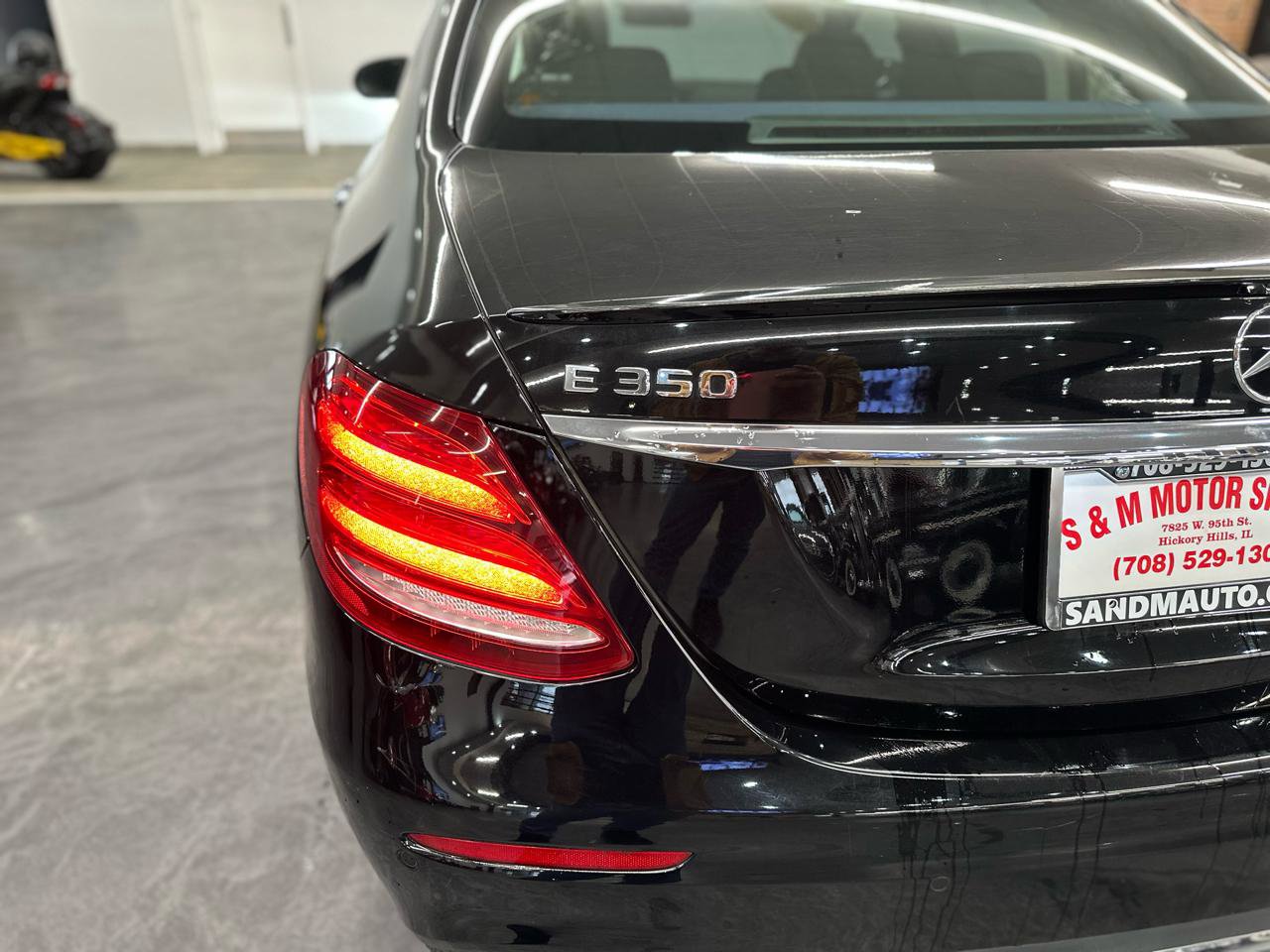 Used 2020 Mercedes-Benz E 350 Sedan image 11