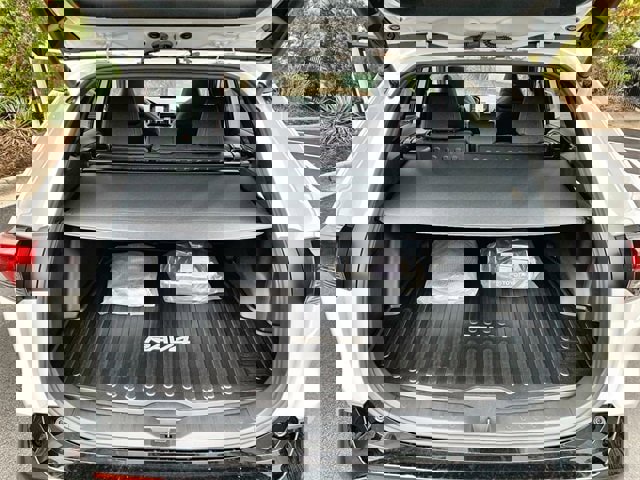 New 2025 Toyota RAV4 SE image 34